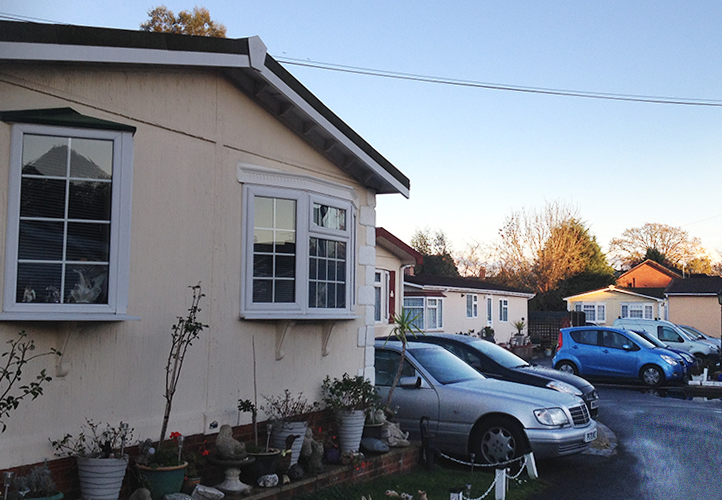 devon-close-2